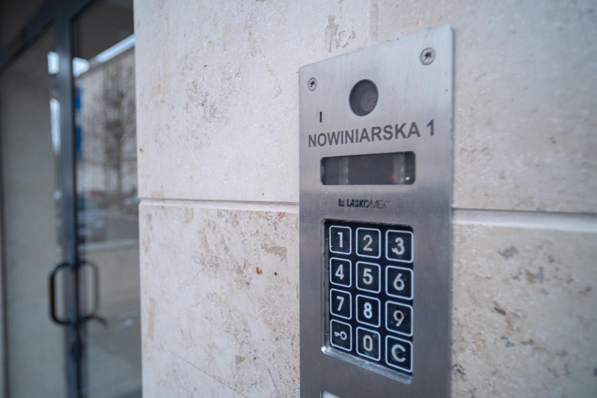 Apartrooms Near Old Town In Warsaw Dnf Done Invoice エクステリア 写真